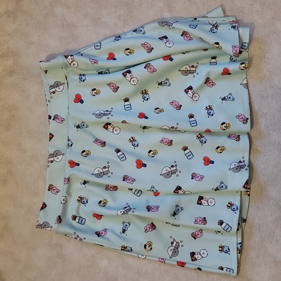 BT21 Skater Skirt - Picture 8 of 8